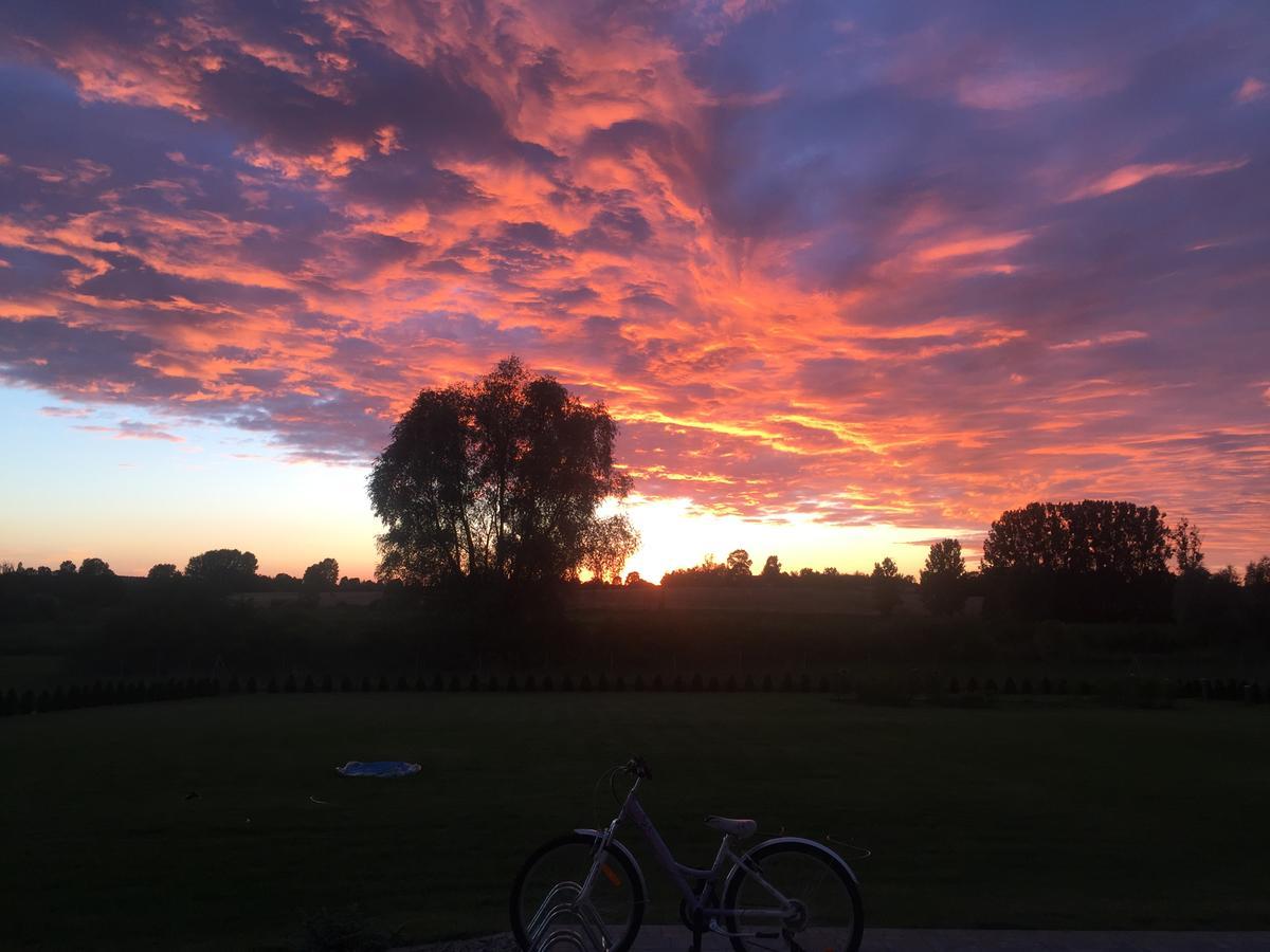 Zajazd Gosciniec Nowosiolki-Kolonia Esterno foto