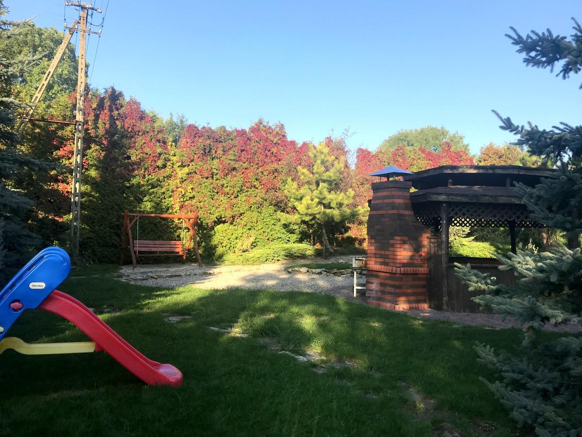 Zajazd Gosciniec Nowosiolki-Kolonia Esterno foto